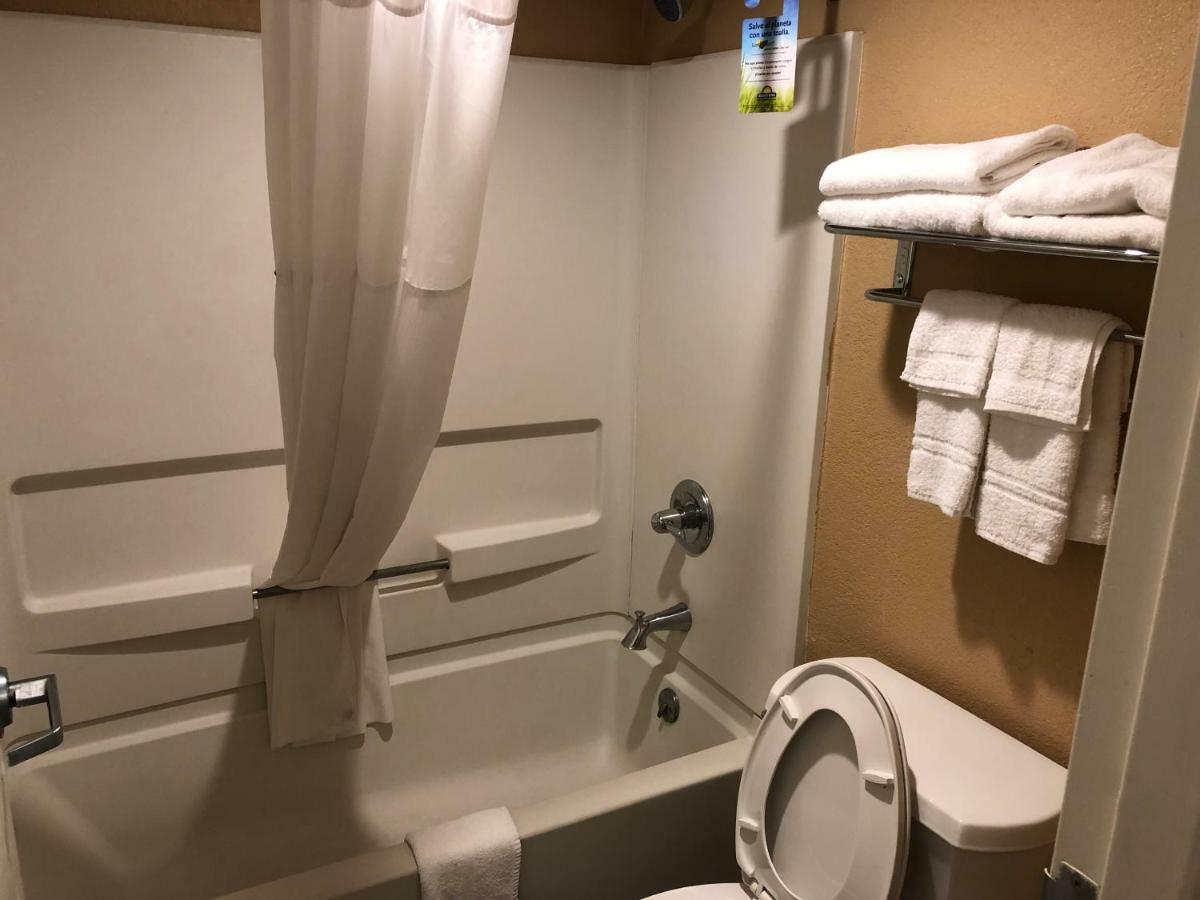 Days Inn By Wyndham Columbus Extérieur photo