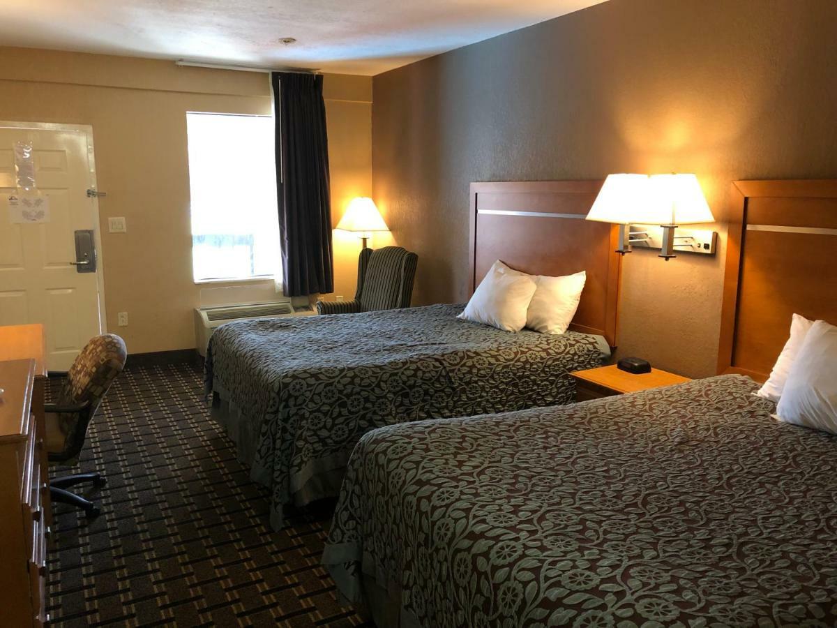 Days Inn By Wyndham Columbus Extérieur photo