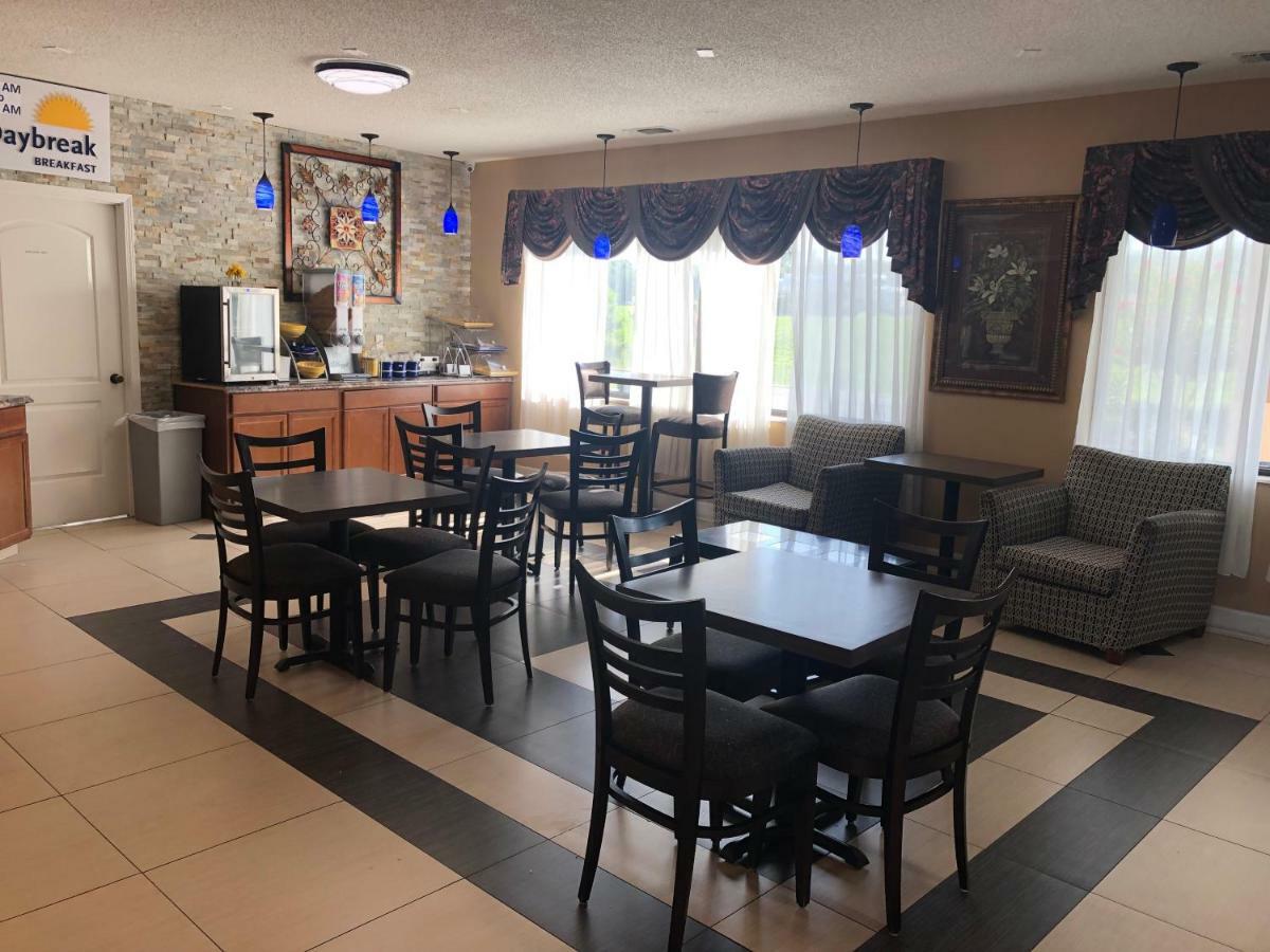 Days Inn By Wyndham Columbus Extérieur photo